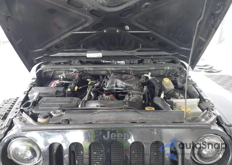 2016 Jeep Wrangler Willys Wheeler z USA, uszkodzony, nr VIN 1C4GJWAG6GL114491